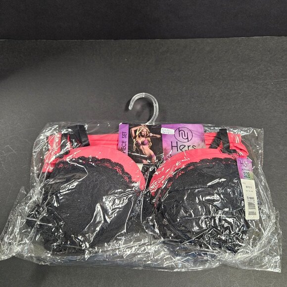 Hers by Herman 32B Rose with black lace bra with S Rose and S Black lacy panties - Picture 3 of 7